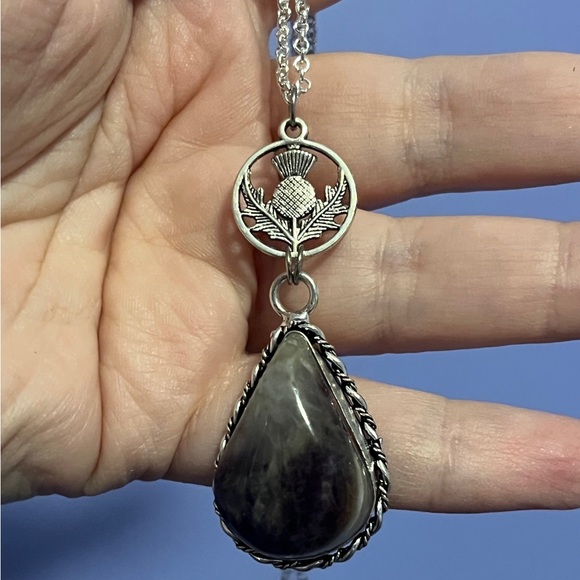 Scottish Thistle amethyst pendant, Green Witch necklace, Celtic thistle - Picture 12 of 13